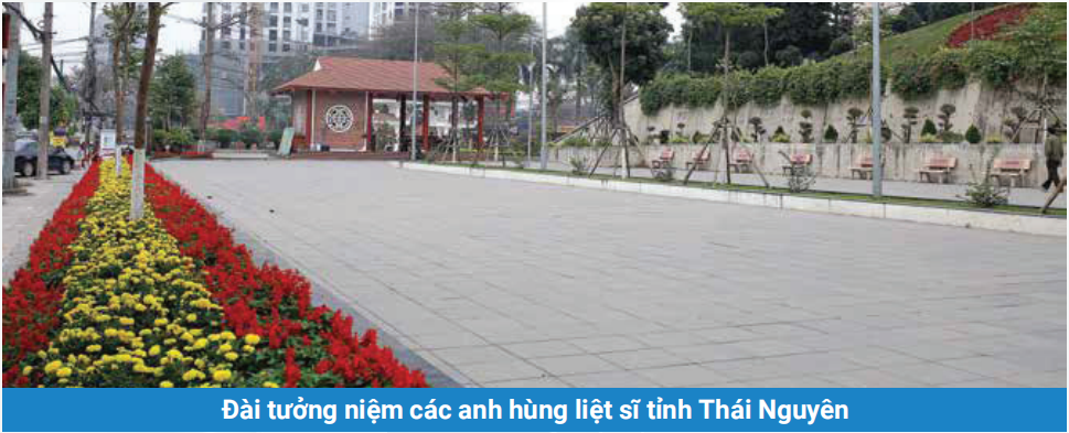 Đài tưởng niệm anh hùng liệt sĩ